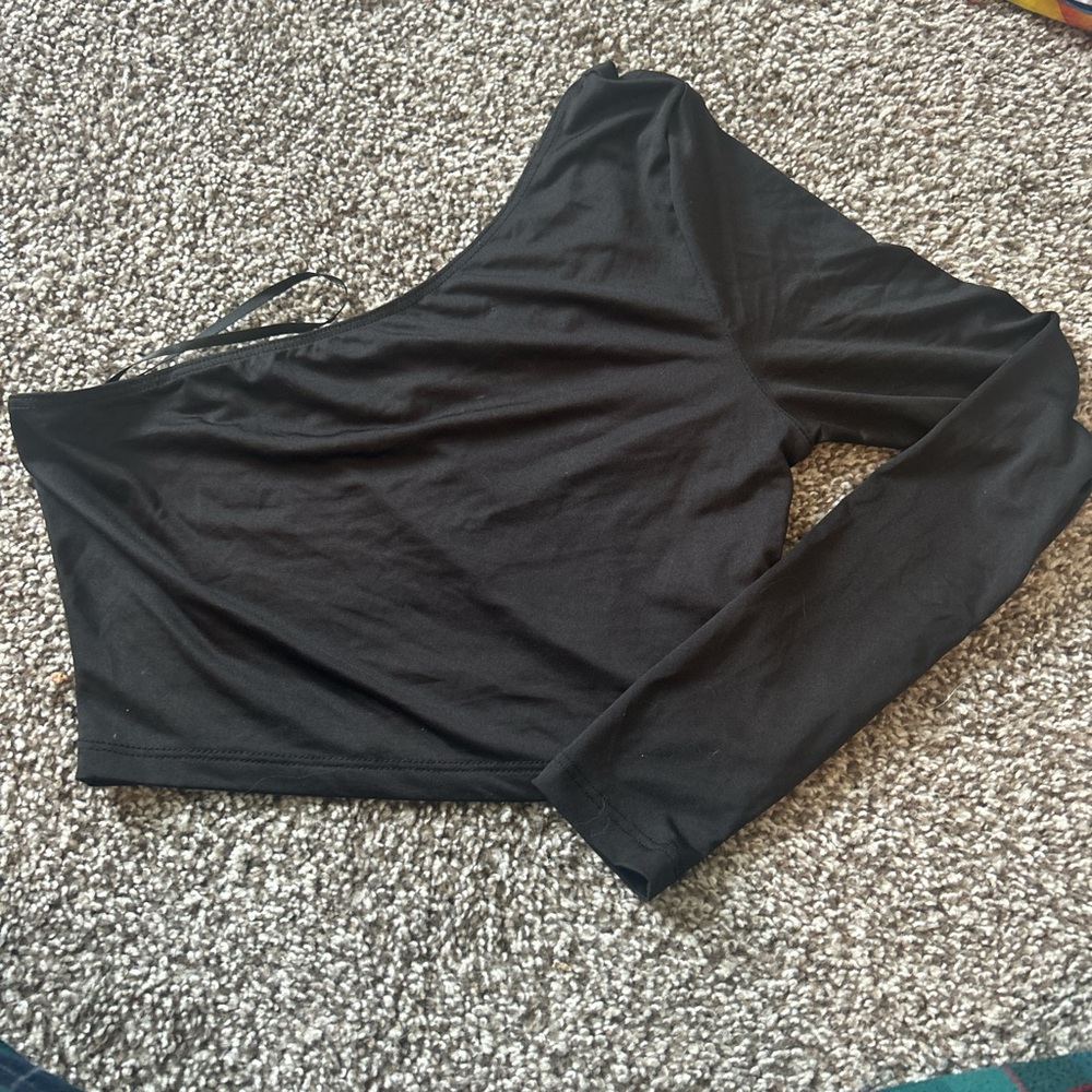 SHEIN Black One-Long Sleeve Crop Top